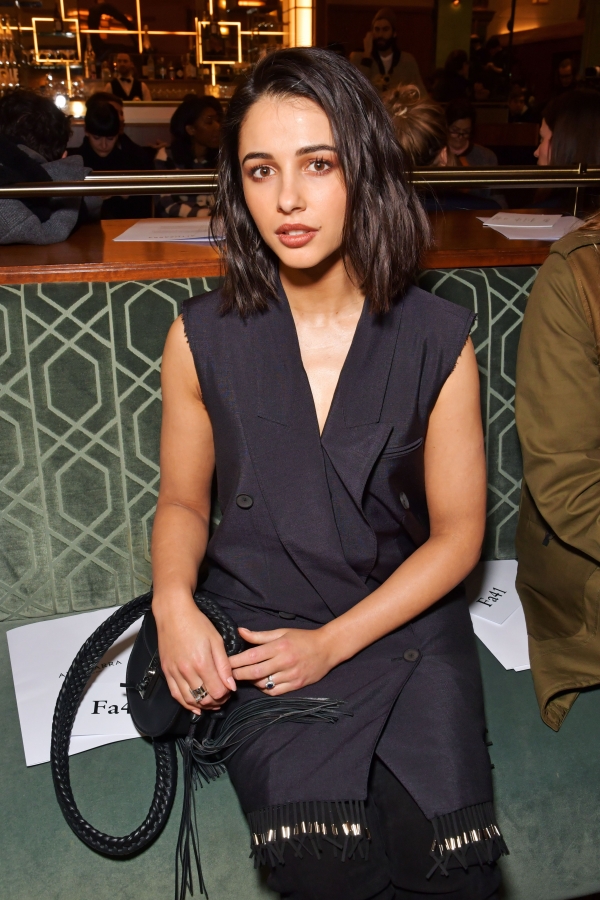 Click to view full size image
==============
Altuzarra_show2C_Front_Row_28229.jpg Altuzarra_show2C_Front_Row_28229.jpg
