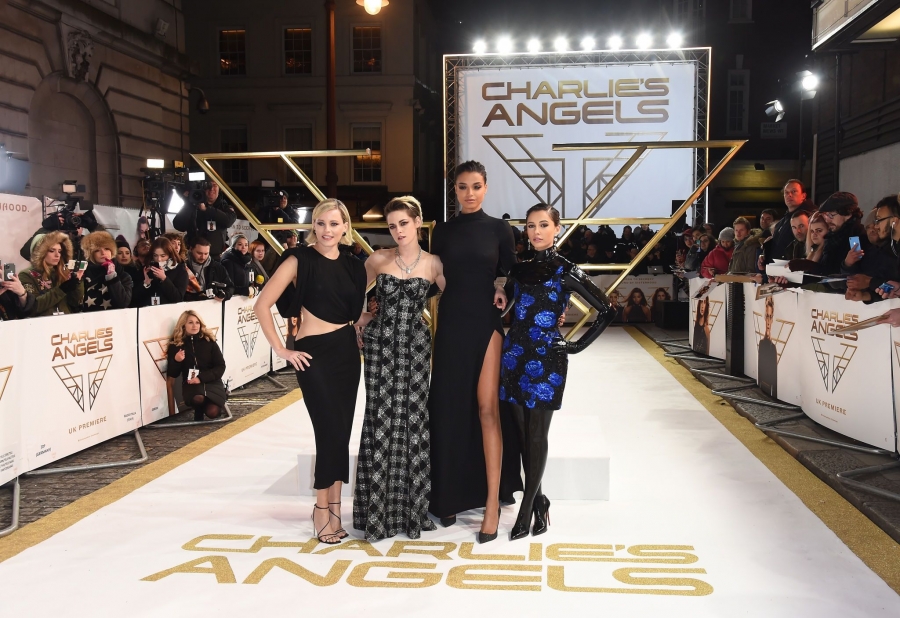 CharlieAngelsUK_281229.jpg
