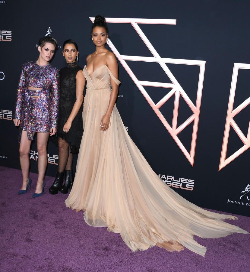 Premiere_of_22Charlie_s_Angels22_in_LA_289029.jpg