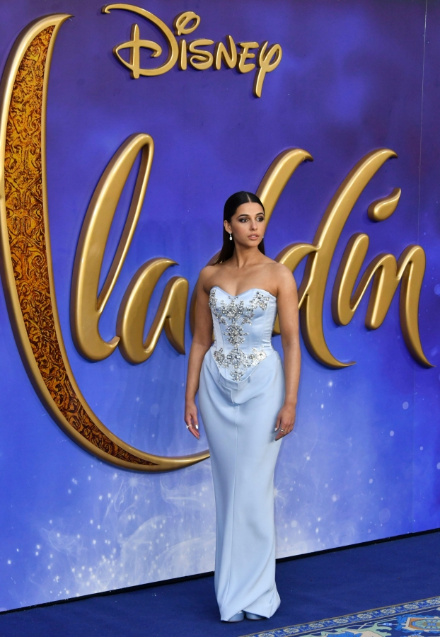Click to view full size image
==============
AladdinGala_2811029.jpg AladdinGala_2811029.jpg