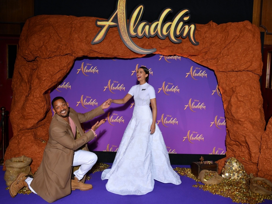 Aladdin_in_Paris_2810829.jpg