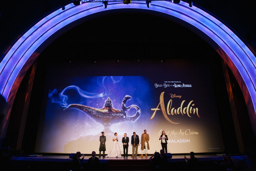 Aladdin_in_Paris_28129.jpg
