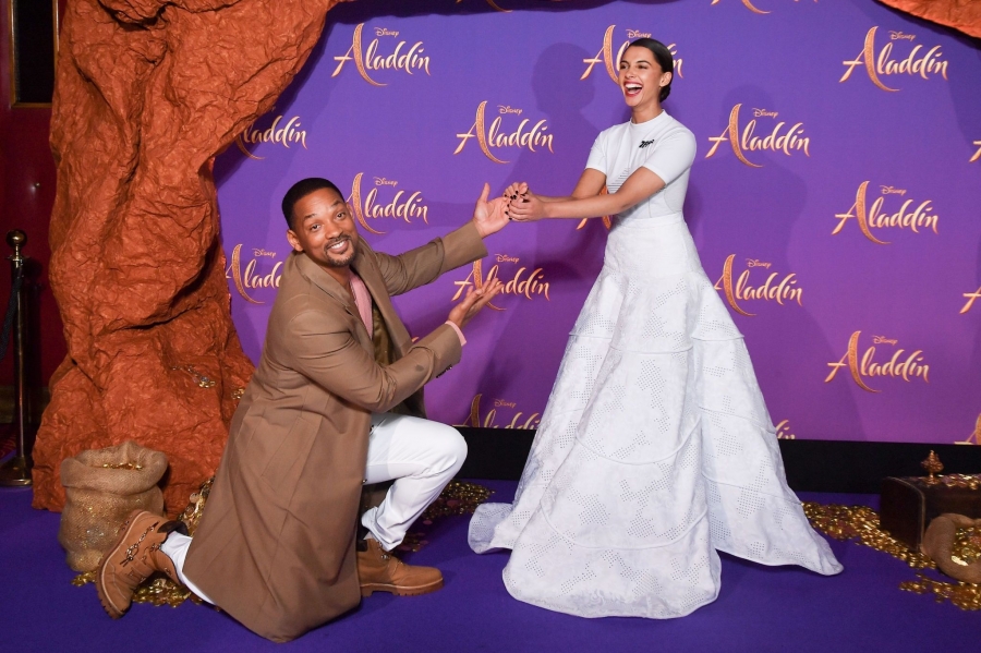 Aladdin_in_Paris_281729.jpg