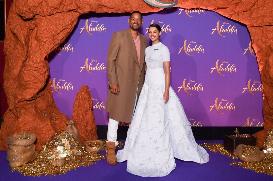 Aladdin_in_Paris_281929.jpg