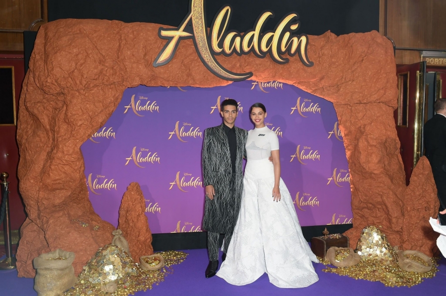 Aladdin_in_Paris_288129.jpg