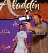 Aladdin_in_Paris_282429.jpg
