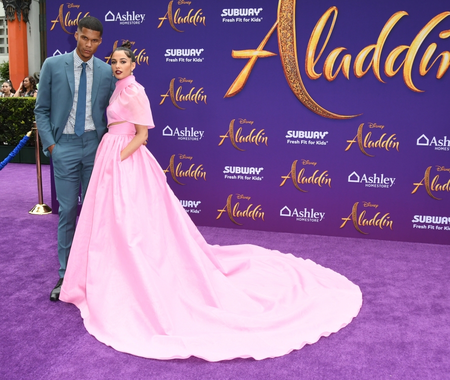 _Aladdin_in_Hollywood_284229.jpg
