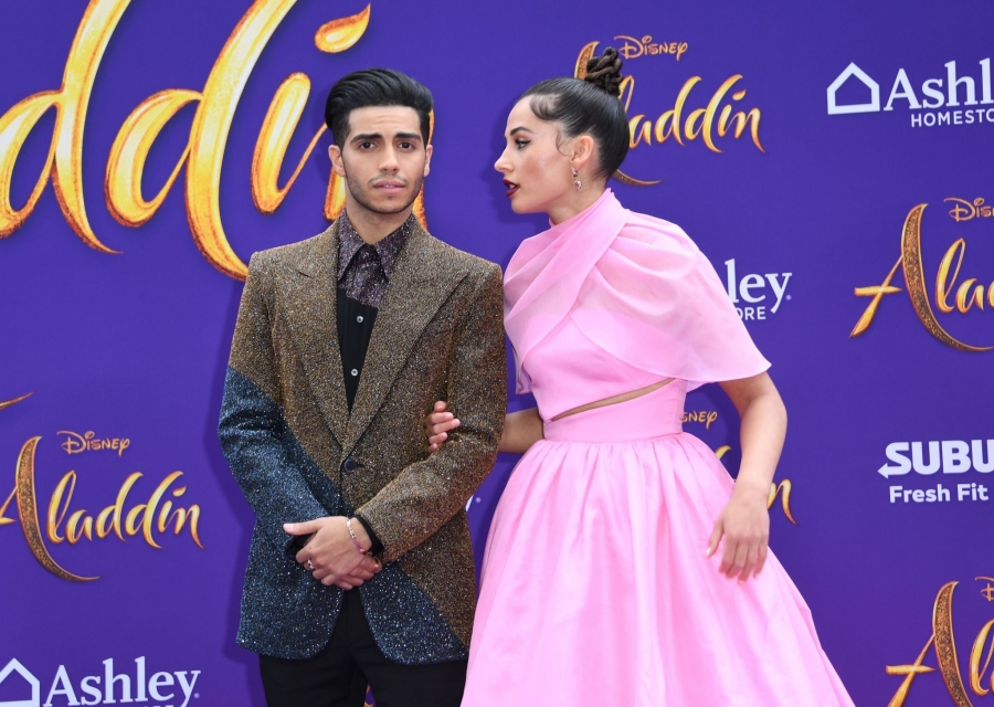 Click to view full size image
==============
_Aladdin_in_Hollywood_285829.jpg _Aladdin_in_Hollywood_285829.jpg