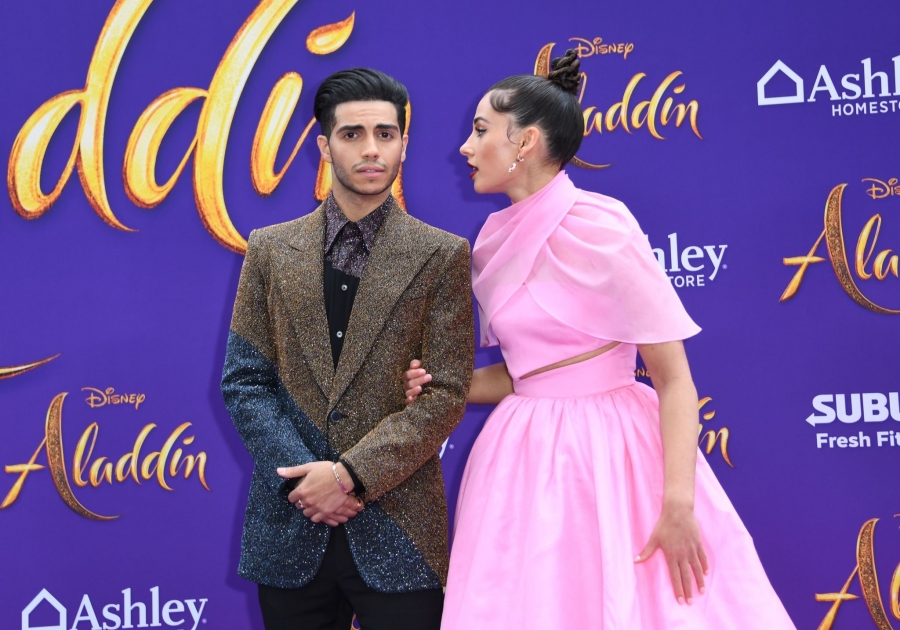 Click to view full size image
==============
_Aladdin_in_Hollywood_286029.jpg _Aladdin_in_Hollywood_286029.jpg