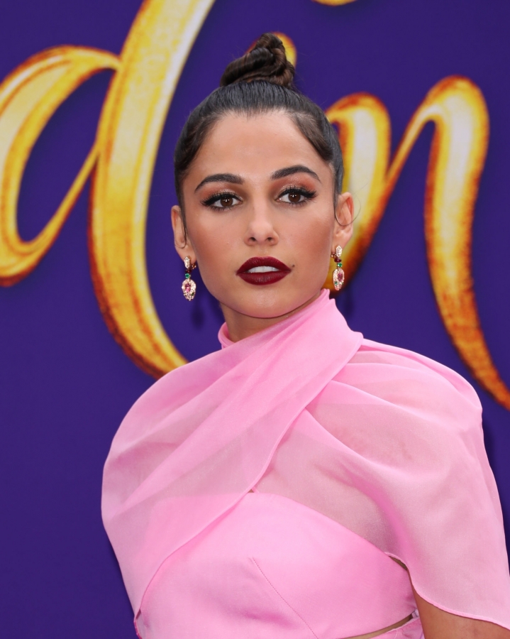 Click to view full size image
==============
_Aladdin_in_Hollywood_2810929.jpeg _Aladdin_in_Hollywood_2810929.jpeg