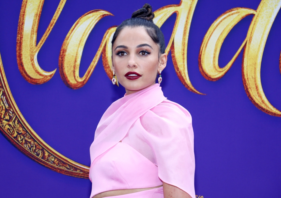 _Aladdin_in_Hollywood_2835629.jpg