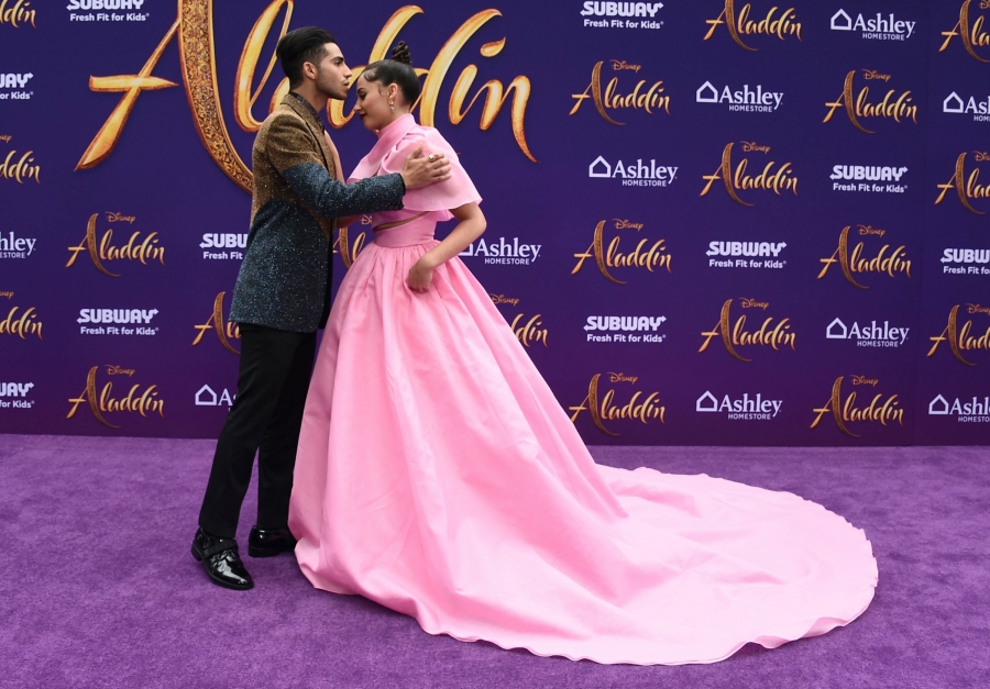 Click to view full size image
==============
_Aladdin_in_Hollywood_2820729.jpg _Aladdin_in_Hollywood_2820729.jpg