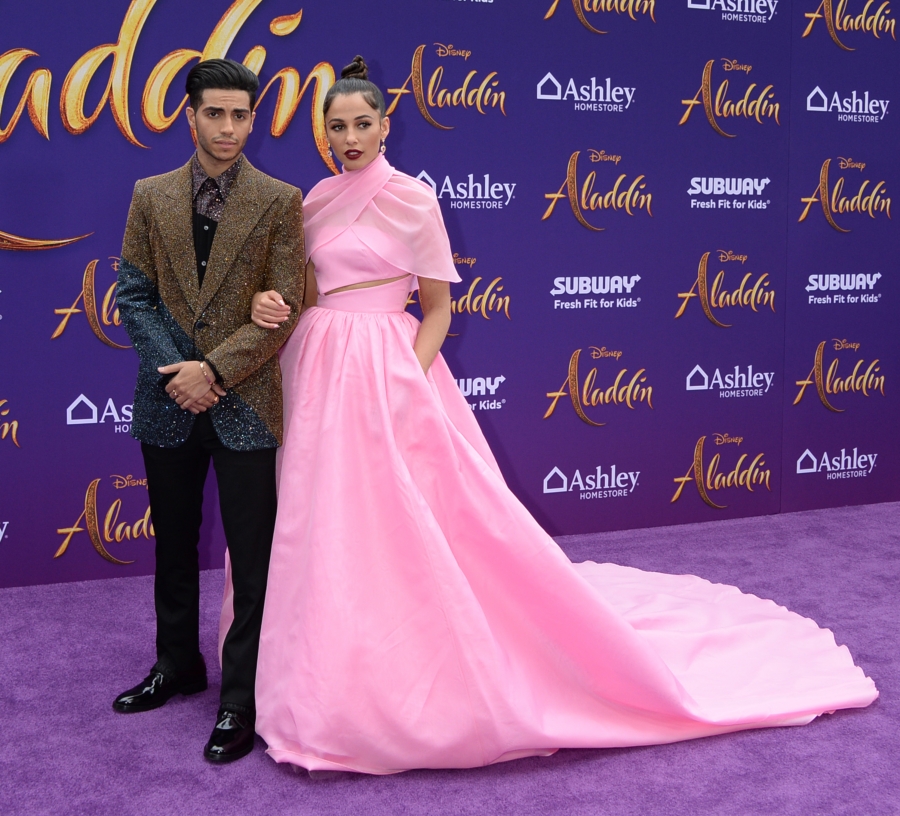 Click to view full size image
==============
_Aladdin_in_Hollywood_2822329.jpg _Aladdin_in_Hollywood_2822329.jpg