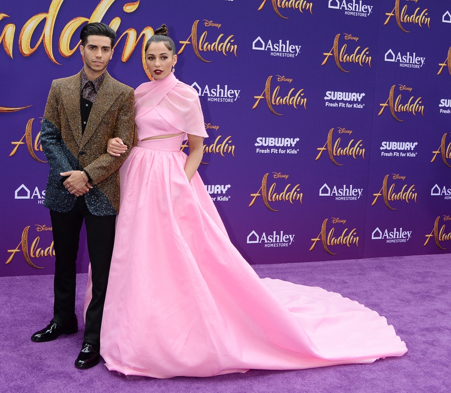 Click to view full size image
==============
_Aladdin_in_Hollywood_2822629.jpg _Aladdin_in_Hollywood_2822629.jpg