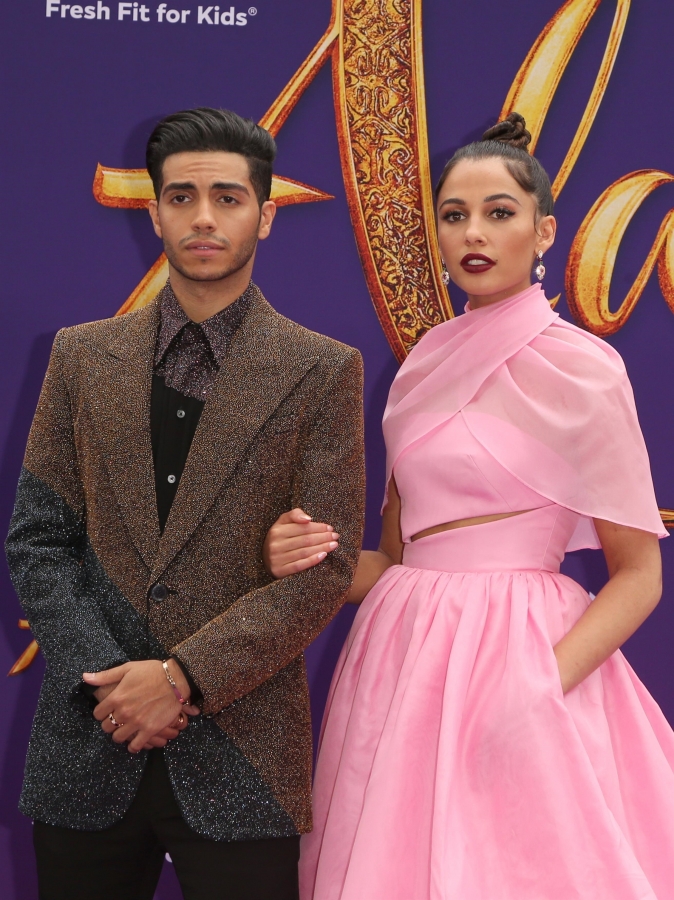 Click to view full size image
==============
_Aladdin_in_Hollywood_2825629.jpg _Aladdin_in_Hollywood_2825629.jpg