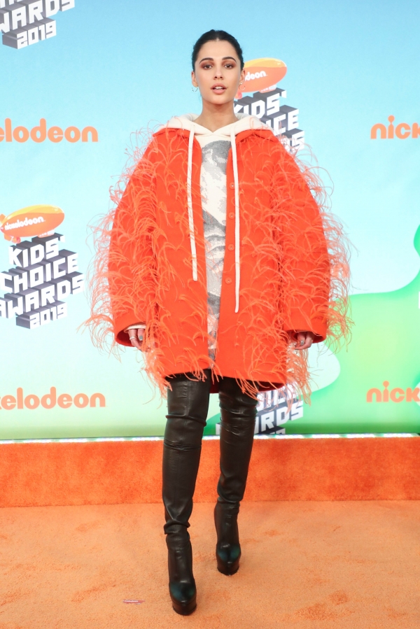 Click to view full size image
==============
Nickelodeon_2019Awards_28329.jpg Nickelodeon_2019Awards_28329.jpg