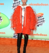 Nickelodeon_2019Awards_284429.jpg