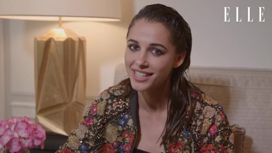 Behind_the_scenes_of_our_June_cover_shoot_with_Naomi_Scott_015.jpg