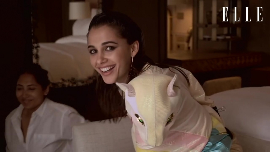 Behind_the_scenes_of_our_June_cover_shoot_with_Naomi_Scott_053.jpg