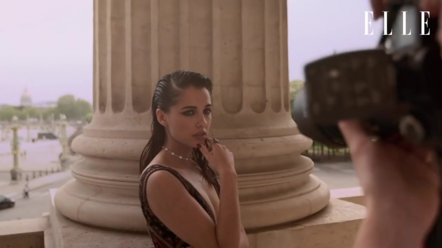 Behind_the_scenes_of_our_June_cover_shoot_with_Naomi_Scott_084.jpg