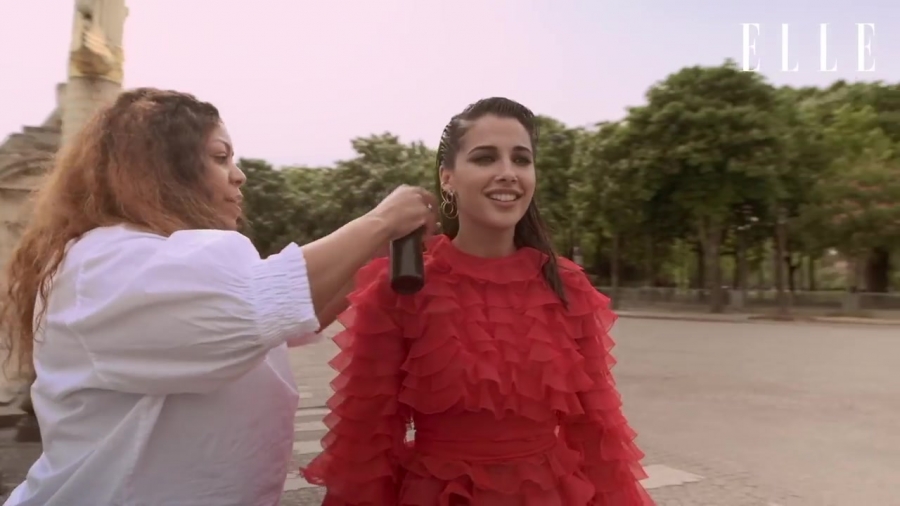 Behind_the_scenes_of_our_June_cover_shoot_with_Naomi_Scott_112.jpg