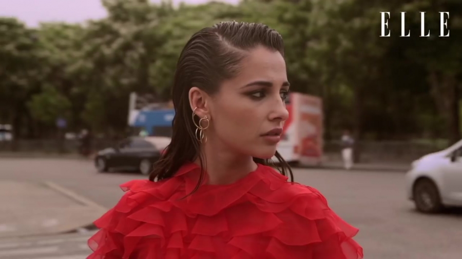 Click to view full size image
==============
Behind_the_scenes_of_our_June_cover_shoot_with_Naomi_Scott_130.jpg Behind_the_scenes_of_our_June_cover_shoot_with_Naomi_Scott_130.jpg