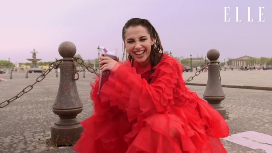 Behind_the_scenes_of_our_June_cover_shoot_with_Naomi_Scott_137.jpg