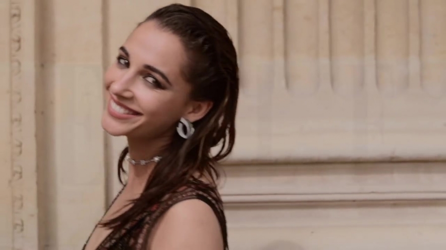 Behind_the_scenes_of_our_June_cover_shoot_with_Naomi_Scott_197.jpg