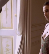 Behind_the_scenes_of_our_June_cover_shoot_with_Naomi_Scott_030.jpg