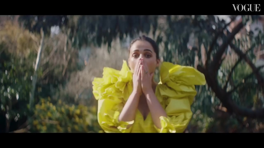 Naomi_Scott__A_Very_Modern_Princess___British_Vogue_035.jpg