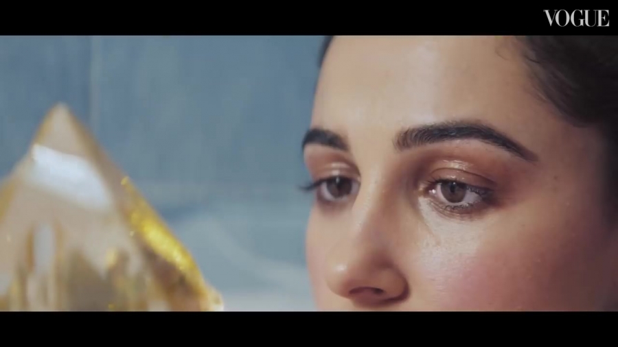 Naomi_Scott__A_Very_Modern_Princess___British_Vogue_039.jpg
