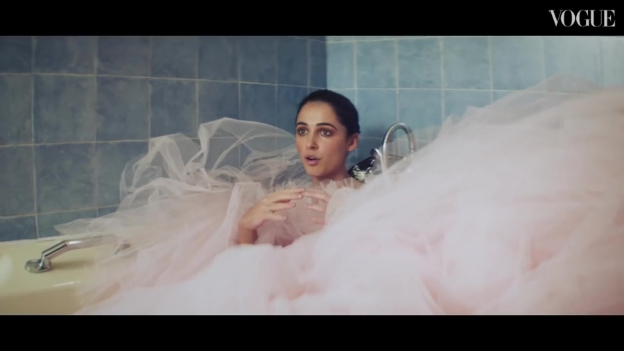 Click to view full size image
==============
Naomi_Scott__A_Very_Modern_Princess___British_Vogue_049.jpg Naomi_Scott__A_Very_Modern_Princess___British_Vogue_049.jpg