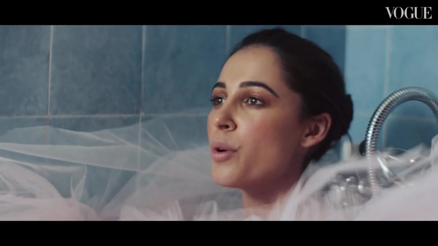 Click to view full size image
==============
Naomi_Scott__A_Very_Modern_Princess___British_Vogue_120.jpg Naomi_Scott__A_Very_Modern_Princess___British_Vogue_120.jpg