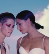 _Charlie_s_Angels__Cover_Shoot_Tour_With_Elizabeth_Banks2C_Naomi_Scott__150.jpg
